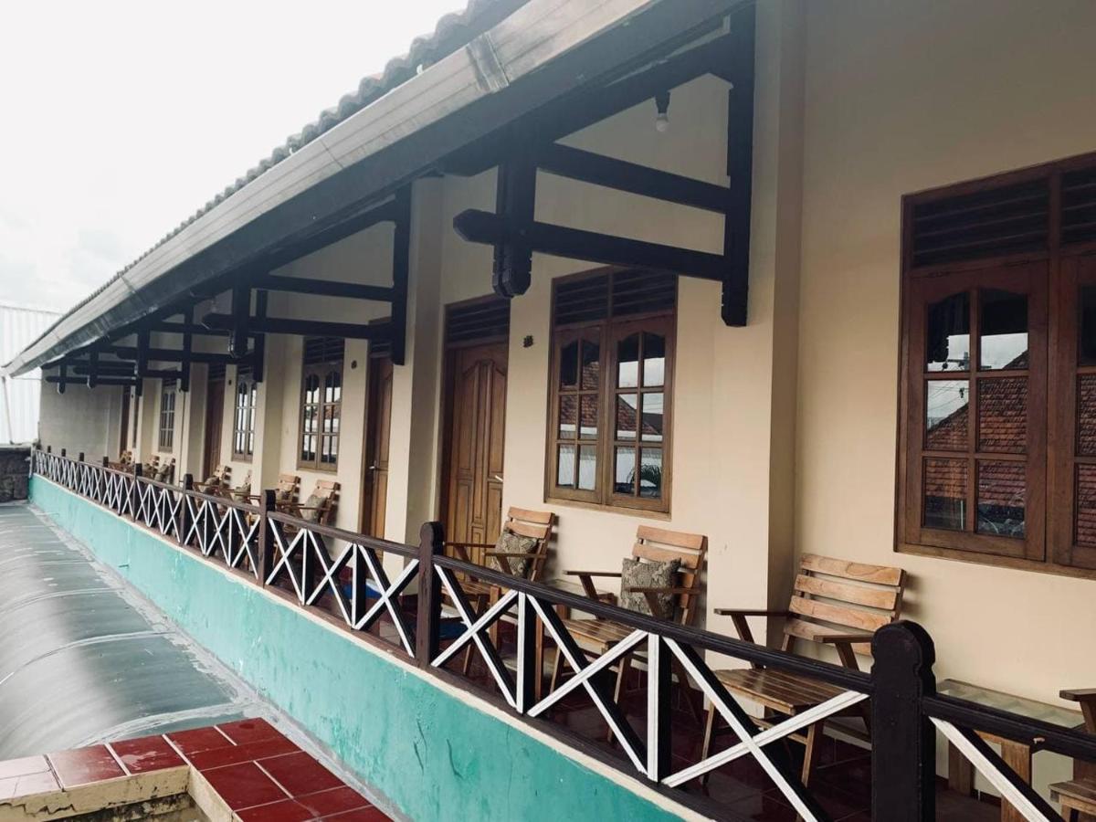 Prambanan Guesthouse Jogyakarta Zewnętrze zdjęcie