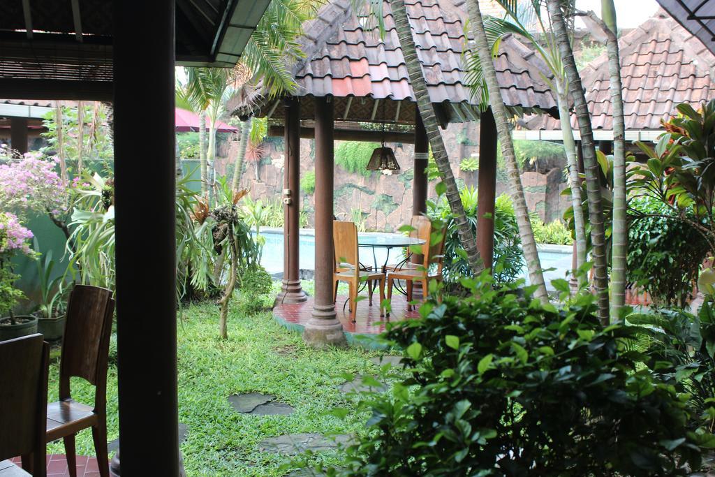 Prambanan Guesthouse Jogyakarta Zewnętrze zdjęcie